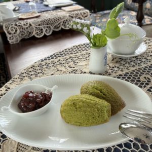 抹茶マドレーヌ